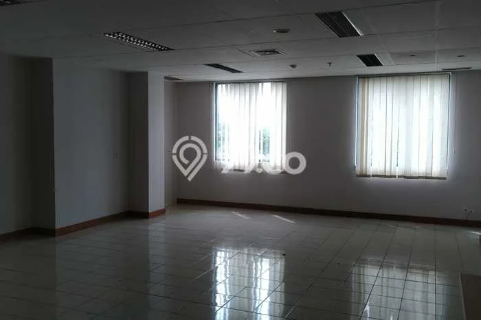 Kantor disewakan di Pancoran Jakarta Selatan dengan luas bangunan 55m2 Kantor disewakan di Pancoran Jakarta Selatan dengan luas bangunan 55m2