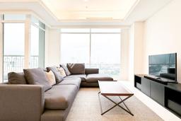 Siap Huni Apartemen Luxury di Simprug 2 Kamar & 2 Kamar Mandi Siap Huni Apartemen Luxury di Simprug 2 Kamar & 2 Kamar Mandi
