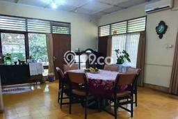 Dijual Hunian Mewah dengan Fasilitas Sekitar Lengkap di Menteng, Jakarta Pusat Dijual Hunian Mewah dengan Fasilitas Sekitar Lengkap di Menteng, Jakarta Pusat