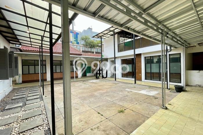 Unit Komersial Dijual di Bandung LT 856m2 & LB 391m2 Unit Komersial Dijual di Bandung LT 856m2 & LB 391m2