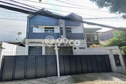 Ruko Dijual di Bandung LT 300m2 & LB 500m2 Lokasi Terbaik! Ruko Dijual di Bandung LT 300m2 & LB 500m2 Lokasi Terbaik!