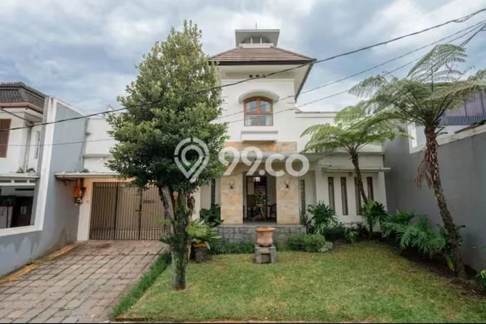 Jual Rumah Mewah Elegan Dengan View Eksklusif di Gunung Batu, Bandung Jual Rumah Mewah Elegan Dengan View Eksklusif di Gunung Batu, Bandung