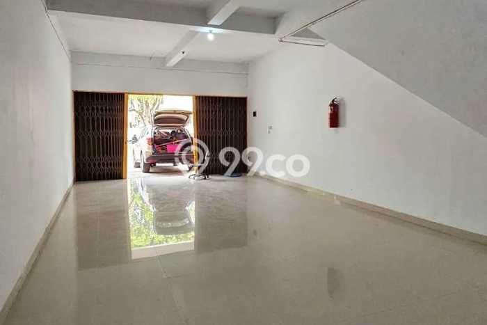 FOR RENT! Ruko di Taman Kopo Indah Cocok untuk Bisnis 180m2 FOR RENT! Ruko di Taman Kopo Indah Cocok untuk Bisnis 180m2