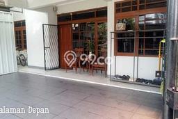 INVESTASI CERDAS! Rumah Exclusive , Bandung, LT 176m2m² LB 120m2m² INVESTASI CERDAS! Rumah Exclusive , Bandung, LT 176m2m² LB 120m2m²