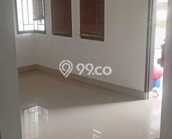 Rumah Sewa Bandung LT 140m2 LB 180m2 Kawasan Taman Kopo Indah Rumah Sewa Bandung LT 140m2 LB 180m2 Kawasan Taman Kopo Indah