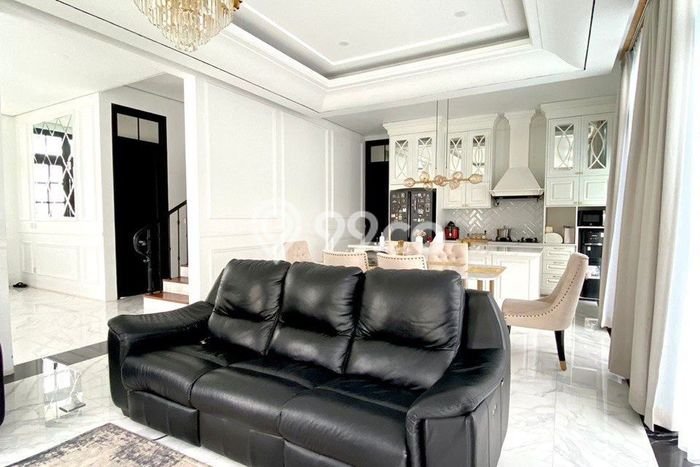 For Sale! Premium House LT 330m2 Desain Modern di Soekarno Hatta For Sale! Premium House LT 330m2 Desain Modern di Soekarno Hatta