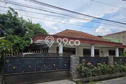 SPECIAL OFFER! Rumah Nyaman area Arcamanik, Luas 320m2m² LB 180m2m² SPECIAL OFFER! Rumah Nyaman area Arcamanik, Luas 320m2m² LB 180m2m²