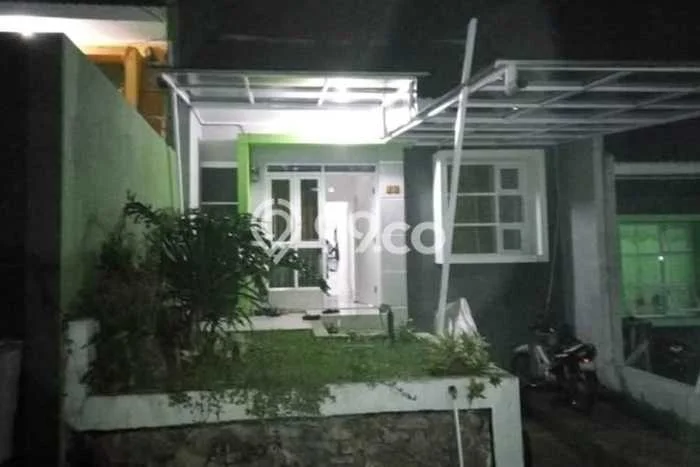 Dijual Cepat Rumah Favorit Siap Huni LB 45m2 di Mandalajati, Bandung Dijual Cepat Rumah Favorit Siap Huni LB 45m2 di Mandalajati, Bandung