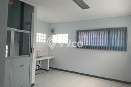 Ruko Bagus Dijual LB 180m2 Lokasi Strategis Bandung Area Cocok untuk Berbisnis Ruko Bagus Dijual LB 180m2 Lokasi Strategis Bandung Area Cocok untuk Berbisnis