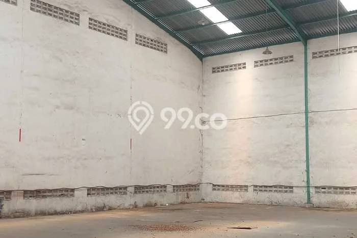 Unit Gudang Disewakan di Cimahi di Area Ramai & Strategis Unit Gudang Disewakan di Cimahi di Area Ramai & Strategis