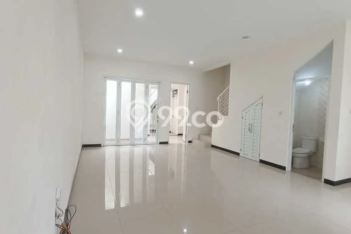 Sewa Rumah Harga Terjangkau di Taman Kopo Indah Bandung Punya 3 Kamar Tidur Sewa Rumah Harga Terjangkau di Taman Kopo Indah Bandung Punya 3 Kamar Tidur