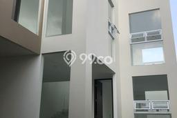 For Sale! Premium House LT 339m2 Desain Modern di Setiabudi For Sale! Premium House LT 339m2 Desain Modern di Setiabudi