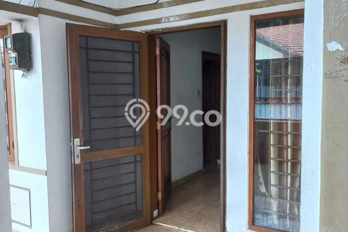 Disewakan Rumah Murah di Taman Kopo Indah Bandung dengan 3 KT Disewakan Rumah Murah di Taman Kopo Indah Bandung dengan 3 KT