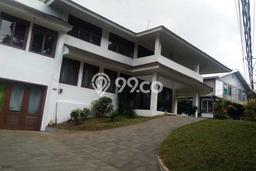 Rumah Elit Modern Tanpa Renovasi di Cigadung Bandung Rumah Elit Modern Tanpa Renovasi di Cigadung Bandung