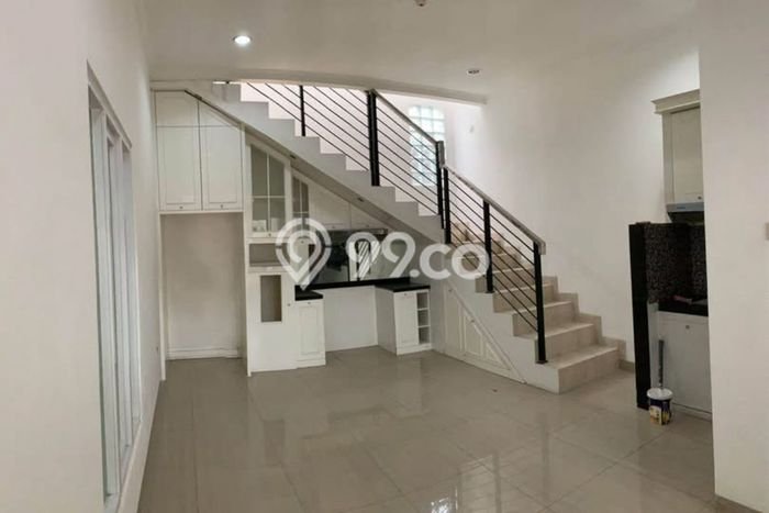 Rumah Modern Cantik 3 KT Bisa Langsung Pindah di Arcamanik Rumah Modern Cantik 3 KT Bisa Langsung Pindah di Arcamanik