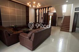 Jarang Ada! Rumah Kontrakan 4 Kamar Nyaman Siap Huni Setra Duta Jarang Ada! Rumah Kontrakan 4 Kamar Nyaman Siap Huni Setra Duta
