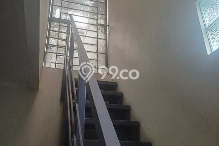 Rumah Modern 4 KT di Taman Holis Indah Bandung Unfurnished Rumah Modern 4 KT di Taman Holis Indah Bandung Unfurnished