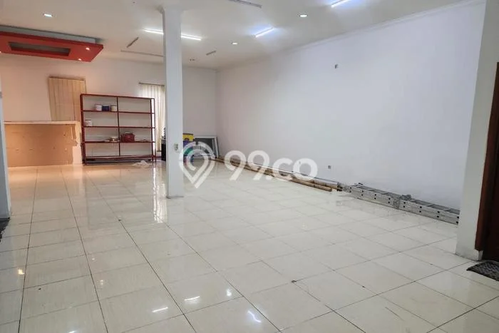 Komersial di Kiaracondong, Luas 300m², Jalan Strategis, Siap Bisnis Komersial di Kiaracondong, Luas 300m², Jalan Strategis, Siap Bisnis