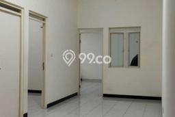Disewakan! Rumah 2 Kamar Tidur &
1 Kamar Mandi di Taman Kopo Indah, Bandung Disewakan! Rumah 2 Kamar Tidur &
1 Kamar Mandi di Taman Kopo Indah, Bandung