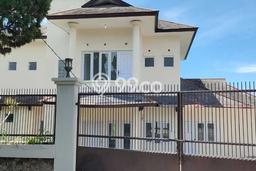 For Sale! Luxury House LT 550m2 Desain Modern di Cipaku For Sale! Luxury House LT 550m2 Desain Modern di Cipaku