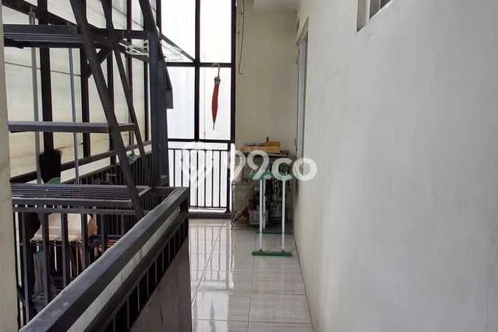 HARGA SPECIAL! Rumah Strategis di Arcamanik, Luas 90m² LB 96m² HARGA SPECIAL! Rumah Strategis di Arcamanik, Luas 90m² LB 96m²