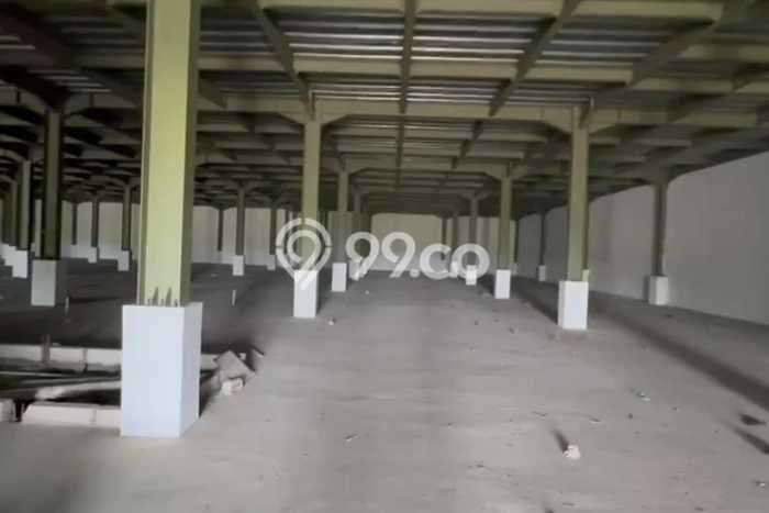 Untuk Dijual! Gudang di Teluk Naga Tangerang LT 2790m2 / LB 4935m2 Kawasan Strategis Untuk Dijual! Gudang di Teluk Naga Tangerang LT 2790m2 / LB 4935m2 Kawasan Strategis