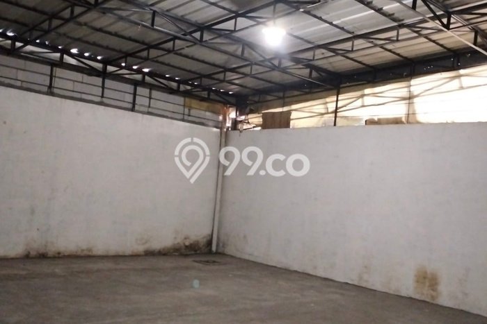 Unit Gudang Disewakan di Daan Mogot di Area Ramai & Strategis Unit Gudang Disewakan di Daan Mogot di Area Ramai & Strategis