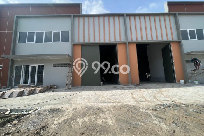 AREA PREMIUM! Gudang Kawasan Pakuhaji, Luas 315m2m², Kawasan Bisnis AREA PREMIUM! Gudang Kawasan Pakuhaji, Luas 315m2m², Kawasan Bisnis