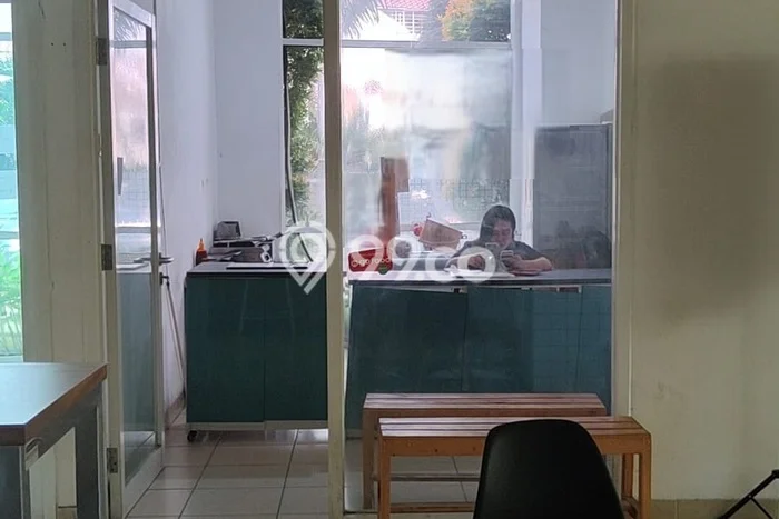 Unit Ruko Dijual di Kebon Jeruk Jakarta Barat Luas Bangunan 13m2 Unit Ruko Dijual di Kebon Jeruk Jakarta Barat Luas Bangunan 13m2