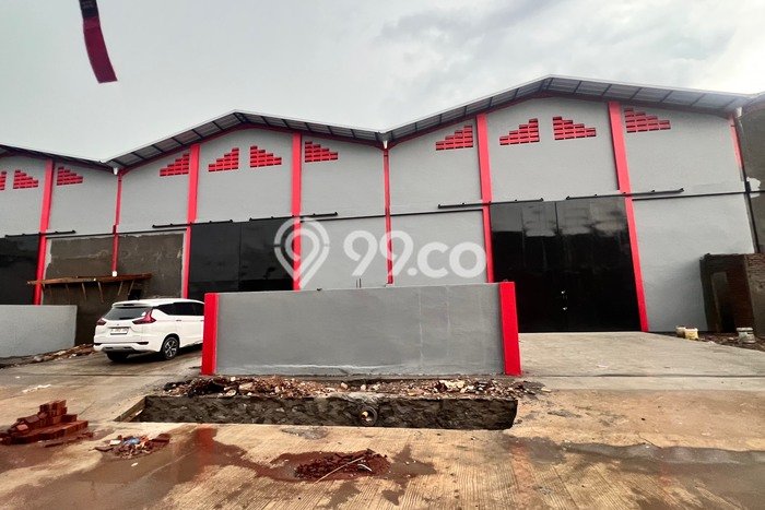 KAWASAN KOMERSIAL! Gudang Disewakan di , Luas 1248m2m², Lokasi Premium KAWASAN KOMERSIAL! Gudang Disewakan di , Luas 1248m2m², Lokasi Premium
