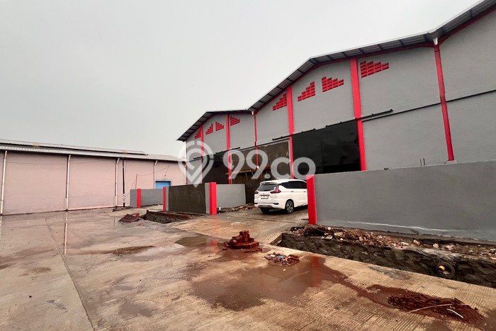 KAWASAN KOMERSIAL! Gudang Disewakan di , Luas 1248m2m², Lokasi Premium KAWASAN KOMERSIAL! Gudang Disewakan di , Luas 1248m2m², Lokasi Premium