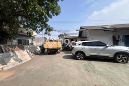 Disewakan Gudang di Kawasan Ramai Dadap Luas 2000m2 Disewakan Gudang di Kawasan Ramai Dadap Luas 2000m2