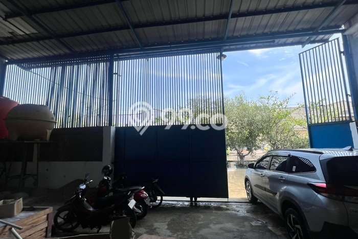 Disewakan Gudang di Kawasan Ramai Dadap Luas 980m2 Disewakan Gudang di Kawasan Ramai Dadap Luas 980m2