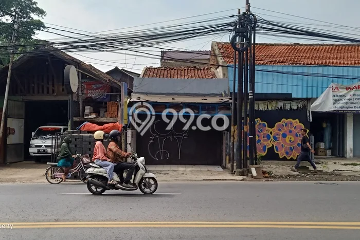 Unit Komersial Disewakan di Cicaheum di Area Ramai & Strategis Unit Komersial Disewakan di Cicaheum di Area Ramai & Strategis