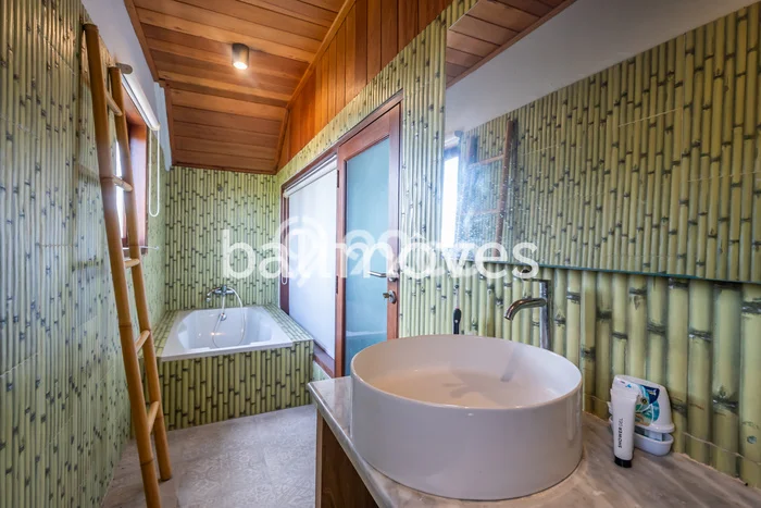 BISNIS POTENSIAL! Vila di , Luas 256m2m², Hasil Tinggi BISNIS POTENSIAL! Vila di , Luas 256m2m², Hasil Tinggi