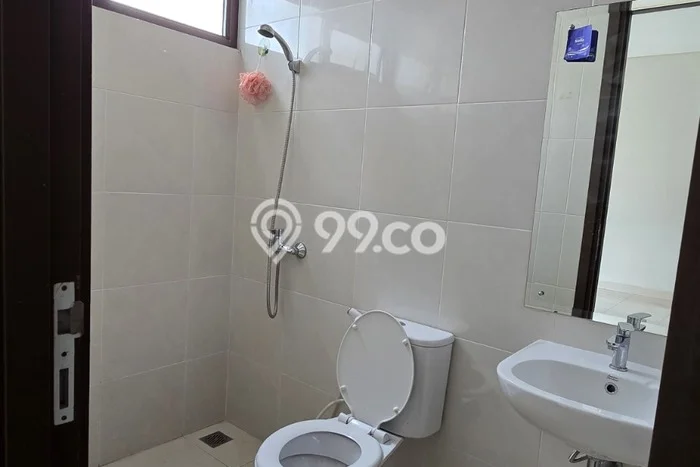 Jual Rumah Minimalis Bagus Punya 3 KT di BSD Tangerang Selatan SHM Jual Rumah Minimalis Bagus Punya 3 KT di BSD Tangerang Selatan SHM