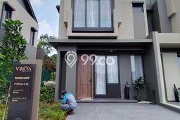 Dijual Rumah Strategis Bagus Punya 3 KT di BSD Tangerang Selatan - Dijual Rumah Strategis Bagus Punya 3 KT di BSD Tangerang Selatan -