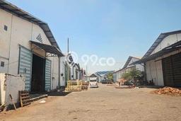 Unit Gudang Dijual di Surabaya LT 880m2 & LB 710m2 Unit Gudang Dijual di Surabaya LT 880m2 & LB 710m2