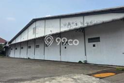 Unit Gudang disewakan di Krian Sidoarjo dengan LT 10000m2 / LB 5700m2 Unit Gudang disewakan di Krian Sidoarjo dengan LT 10000m2 / LB 5700m2