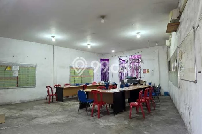 Unit Komersial Disewakan di Surabaya Area Strategis Harga Kompetitif Unit Komersial Disewakan di Surabaya Area Strategis Harga Kompetitif