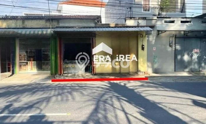 Lokasi Strategis! Dijual Komersial Bisnis di Pasar Kliwon, Surakarta Kondisi Baik Lokasi Strategis! Dijual Komersial Bisnis di Pasar Kliwon, Surakarta Kondisi Baik