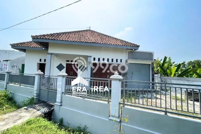 Rumah Strategis Modern Lb 180m2 di Banyudono, Boyolali Rumah Strategis Modern Lb 180m2 di Banyudono, Boyolali
