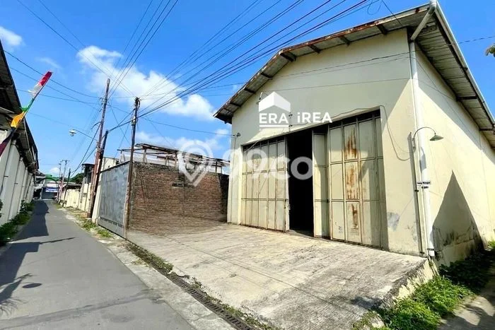 Unit Gudang Dijual di Kartasura Sukoharjo Luas Tanah 331m2, Luas Bangunan 331m2 Unit Gudang Dijual di Kartasura Sukoharjo Luas Tanah 331m2, Luas Bangunan 331m2