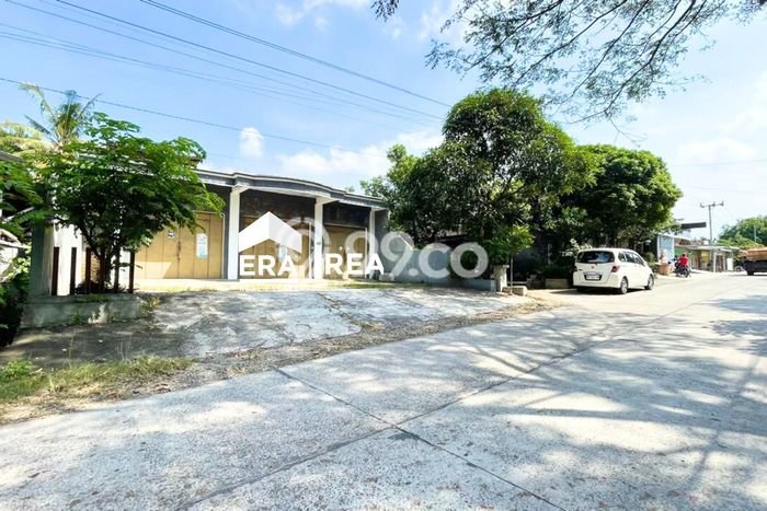 Komersial Dijual di Boyolali LT 491m2 & LB 300m2 Lokasi Terbaik! Komersial Dijual di Boyolali LT 491m2 & LB 300m2 Lokasi Terbaik!