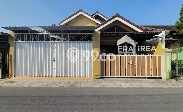 Rumah Modern Cantik 3 Kamar Bisa Langsung Pindah di Kartasura Rumah Modern Cantik 3 Kamar Bisa Langsung Pindah di Kartasura