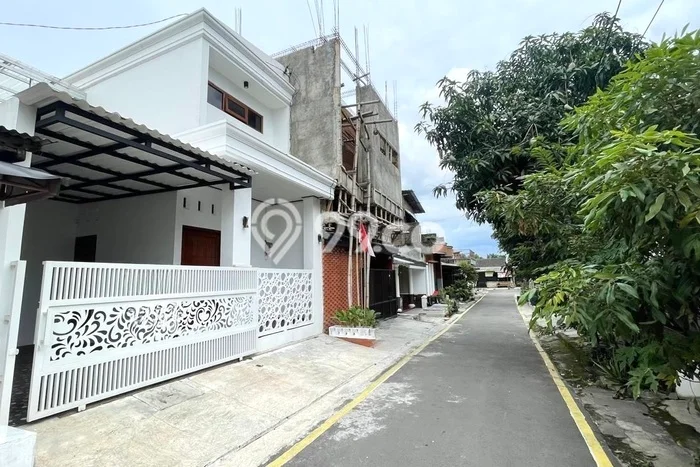 For Sale Rumah 2 Kamar Lokasi Strategis Bagus dan Strategis di Colomadu For Sale Rumah 2 Kamar Lokasi Strategis Bagus dan Strategis di Colomadu