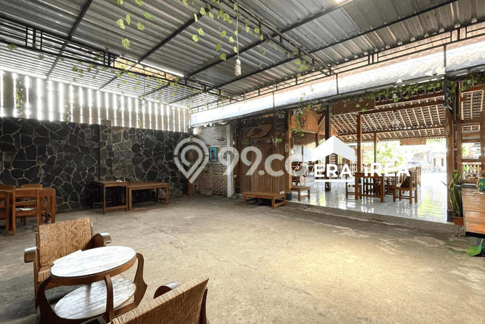 Untuk Dijual! Komersial di Boyolali Kota Boyolali LT 430m2 / LB 250m2 Kawasan Bisnis Untuk Dijual! Komersial di Boyolali Kota Boyolali LT 430m2 / LB 250m2 Kawasan Bisnis