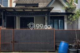 For Sale Rumah 3 Kamar Lokasi Ideal Bagus dan Strategis di BSD For Sale Rumah 3 Kamar Lokasi Ideal Bagus dan Strategis di BSD