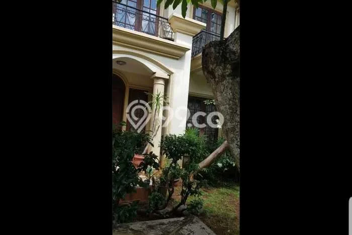 Dijual Rumah Mewah Exclusive di BSD, Tangerang Selatan Dijual Rumah Mewah Exclusive di BSD, Tangerang Selatan