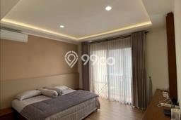 Rumah Elit LB 190m2 Siap Huni Desain Elegan di Suvarna Sutera, Tangerang Rumah Elit LB 190m2 Siap Huni Desain Elegan di Suvarna Sutera, Tangerang